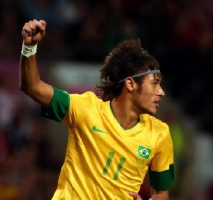 Cầu thủ đáng xem – Brazil: Neymar đương nhiên là người đáng gờm nhất trong đội hình Brazil. Ngoài 3 bàn thắng đã ghi được, Neymar còn là một chuyên gia kiến thiết không thể xem thường khi anh là kiến trúc sư cho cả 3 bàn thắng của U23 Brazil trong trận thắng Hàn Quốc.